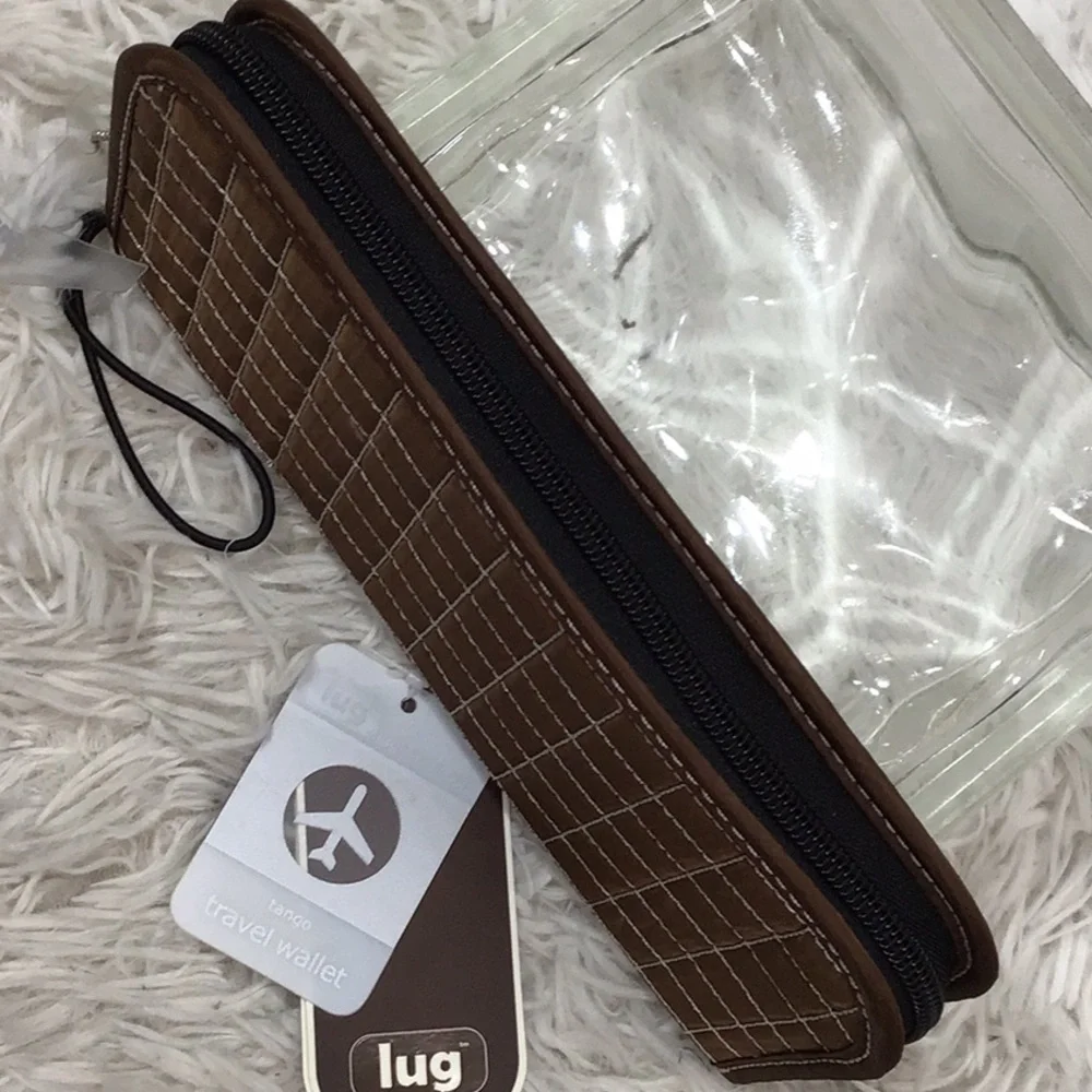 Lug Quilted Brown Tango travel passport wallet wristlet NWT